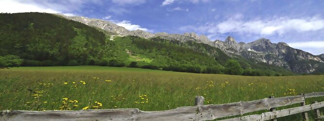 Trip La Graciosa Tirol - Region Wipptal auf die Reise - Wunschliste! Finde die besten Sehenswürdigkeiten der Region Wipptal, Erlebnisse und gemütlichen Unterkünfte der Hotels in der Tiroler Region Wipptal. Lust bei einem Last Minute Urlaub, die Region Wipptal zu erkunden? Buche günstige Unterkünfte in der Region Wipptal mit herrlichen Blick auf die Berge. Region Wipptal Urlaub Angebote ob Hotel mit Halbpension, Unterkunft mit Frühstück oder flexibel & spontan bleiben und eine große Auswahl an Ferienhäuser - Ferienwohnungen in der Region Wipptal für den perfekten Urlaub vergleichen & buchen. Die Highlights finden, Tagesausflüge - Erlebnisse planen, die sich hervorragend eigenen zum Geschichten erzählen. Einen unvergesslichen Familienurlaub in der Region Wipptal in einer Ferienwohnung verbringen und dabei die besten Urlaubsangebote aller Orte in der Region Wipptal erhalten. Beliebte Orte für eine Urlaubsbuchung in der Region Wipptal: Gries am Brenner, Gschnitz, Matrei am Brenner, Mühlbachl, Navis, Obernberg am Brenner, Pfons, Schmirn, Stafflach, Steinach am Brenner, Trins und Vals